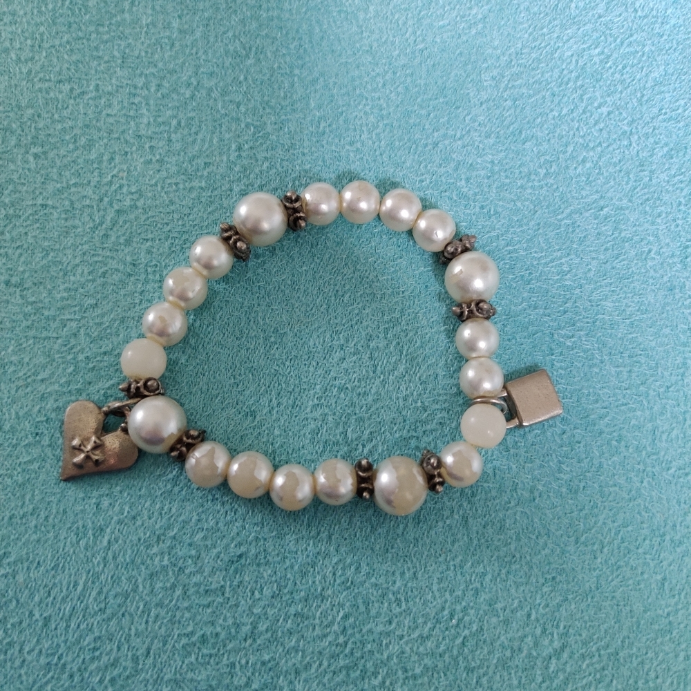 White Pearl Bracelet